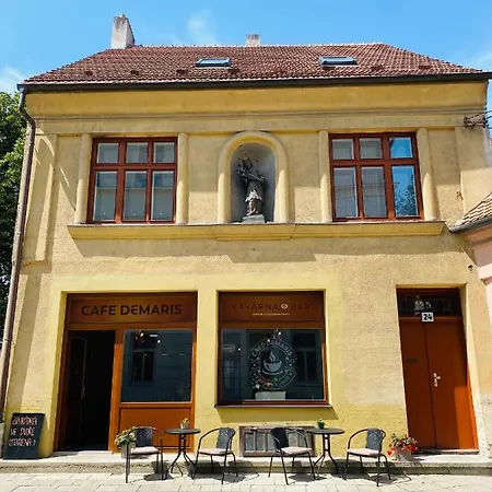 Bed & Breakfast Demaris