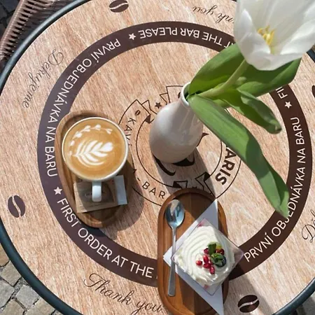 Bed & Breakfast Demaris 4*