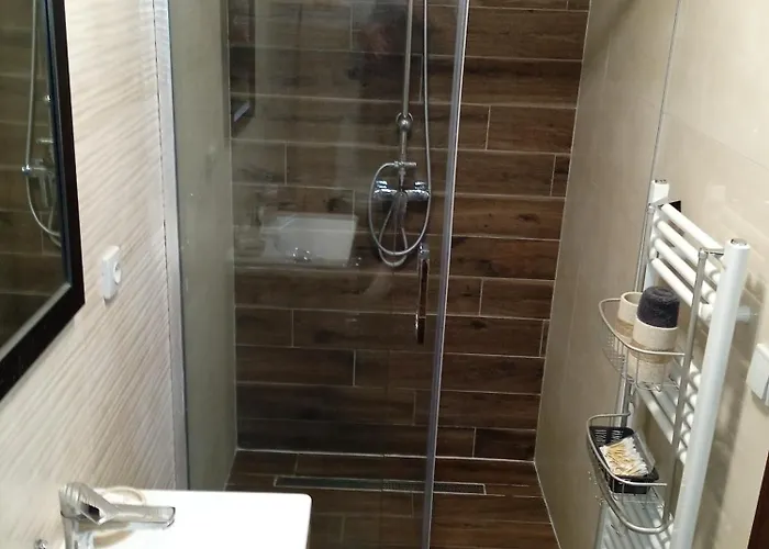 Demaris Bed & Breakfast 4*